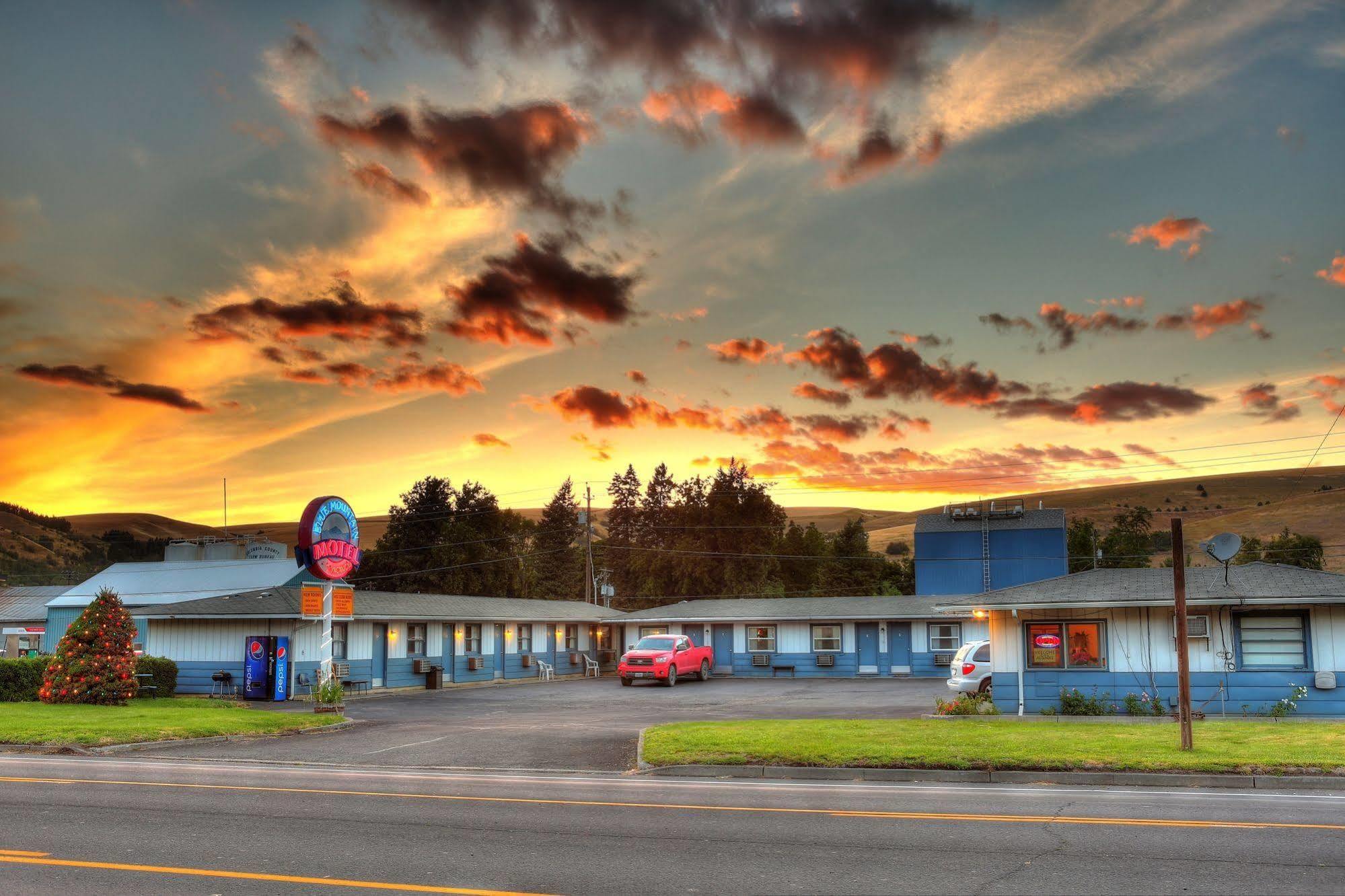 Blue Mountain Motel Dayton ภายนอก รูปภาพ